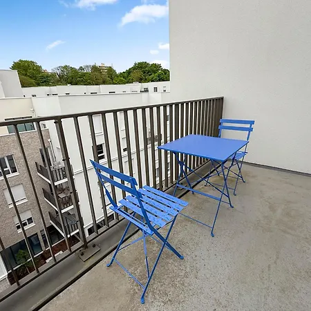 Lumineux Avec Balcon Prive *