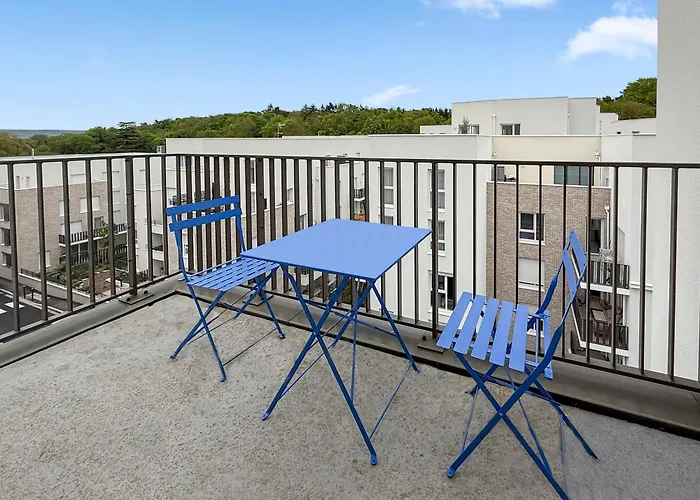 아파트 Lumineux Avec Balcon Prive *